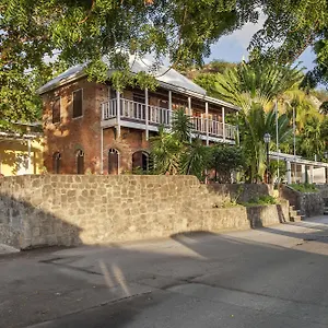 the-old-gin-house.comcaribbean.com/