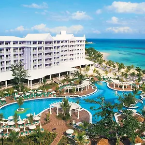 hotel-riu-ocho-rios.comcaribbean.com/